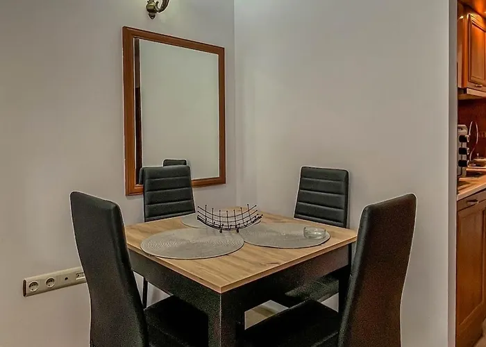 1br 2 Min To Gondola With Storage Apartment *